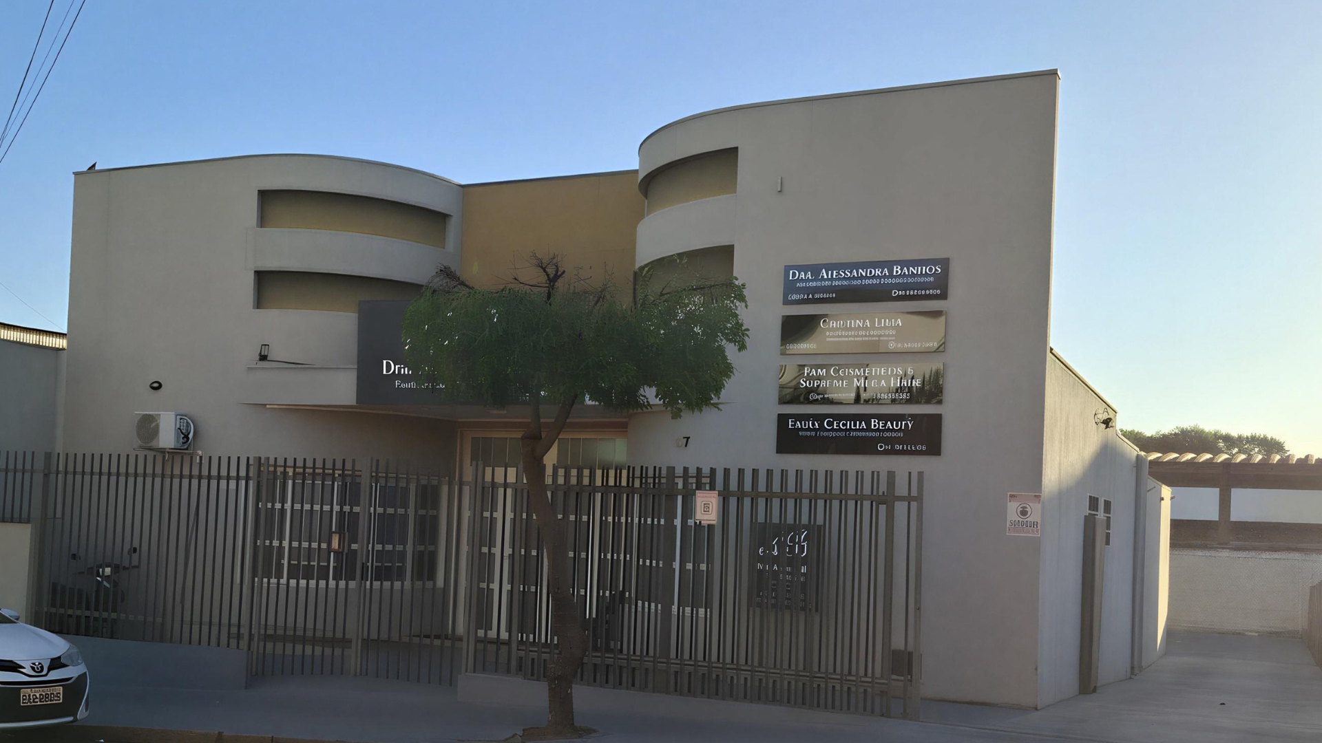 Fachada do edifício onde fica a clínica de Cristina Lima em Catanduva